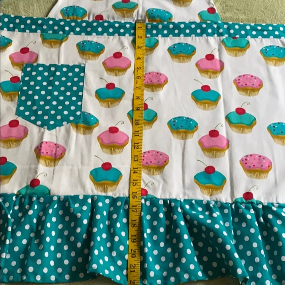Cupcake Apron gourmet club 100% cotton